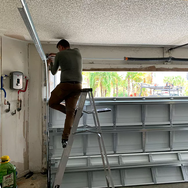 Experienced Garage Door Installation Experts in Deerfield Beach, FL