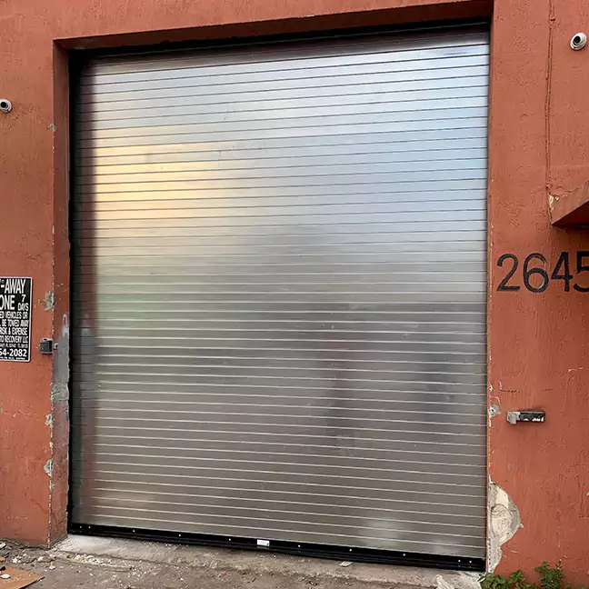 Trusted Roll up Garage Door Services Company in Deerfield Beach, FL