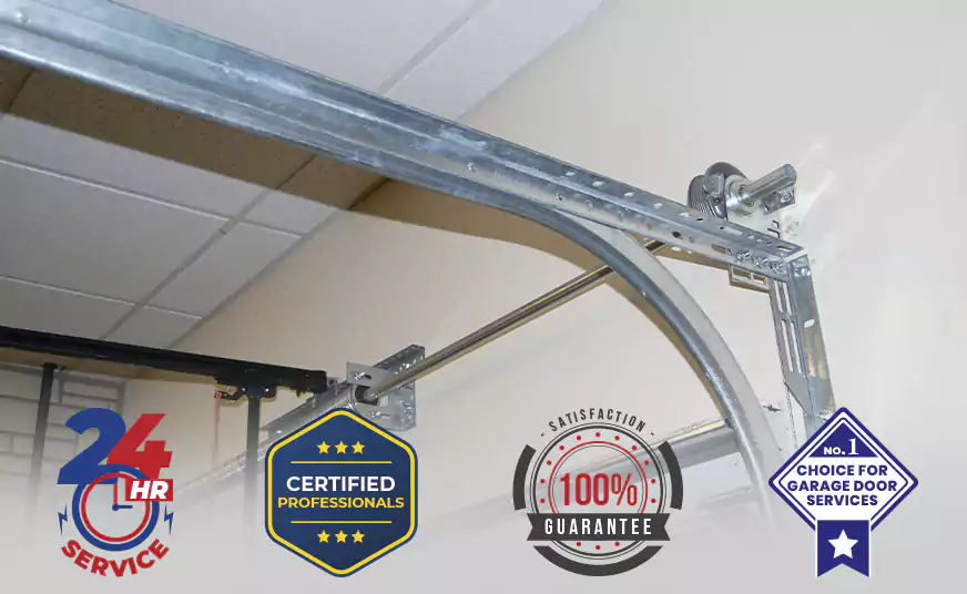 How Much Does a Garage Door Rail Replacement Cost in Deerfield Beach, FL?